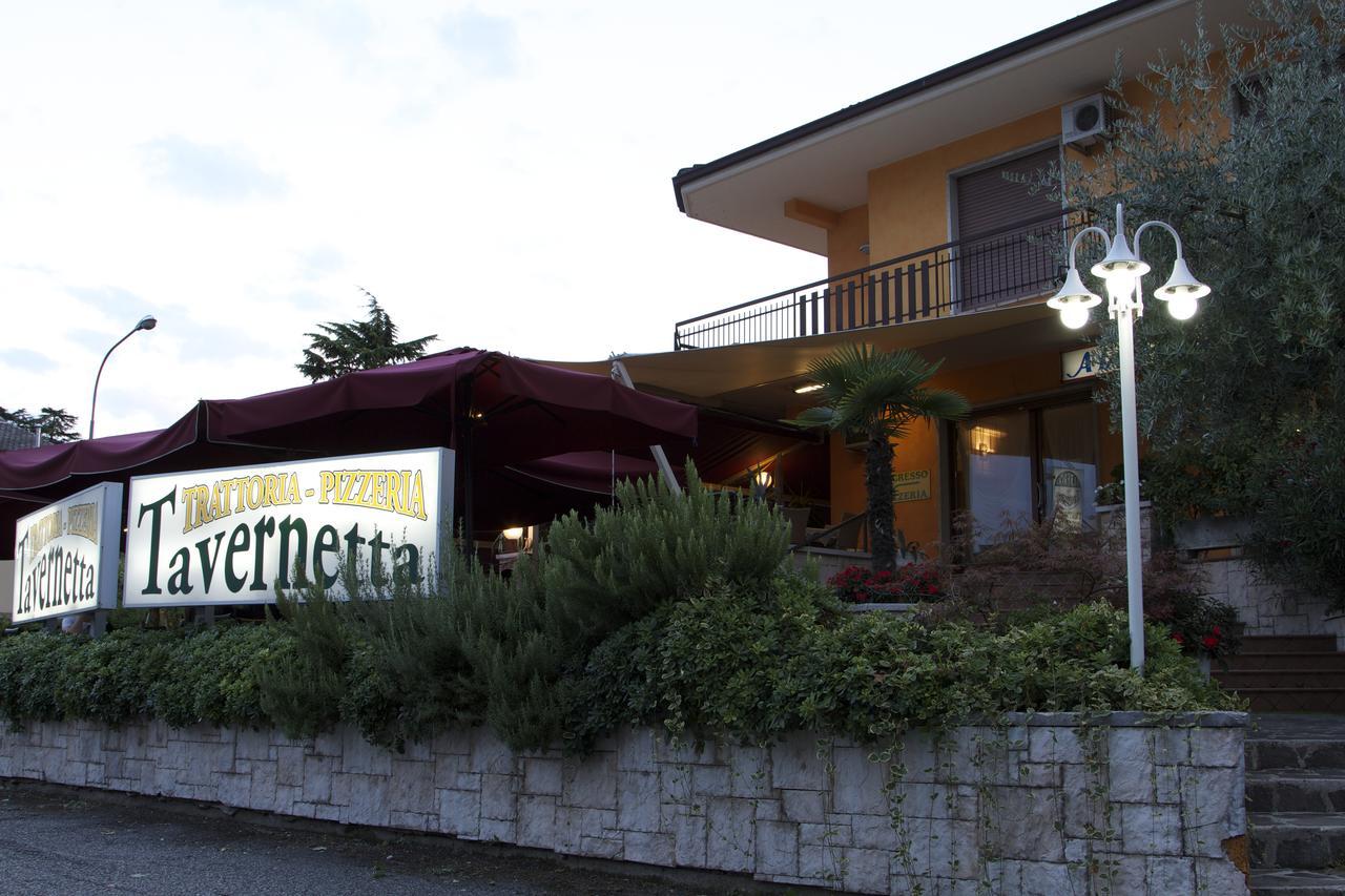 Albergo Tavernetta Castelnuovo del Garda Esterno foto